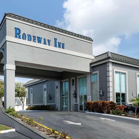 Rodeway Inn New Port Richey Exteriör bild