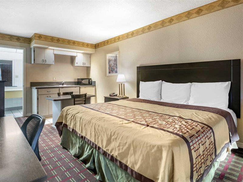 Rodeway Inn New Port Richey Exteriör bild