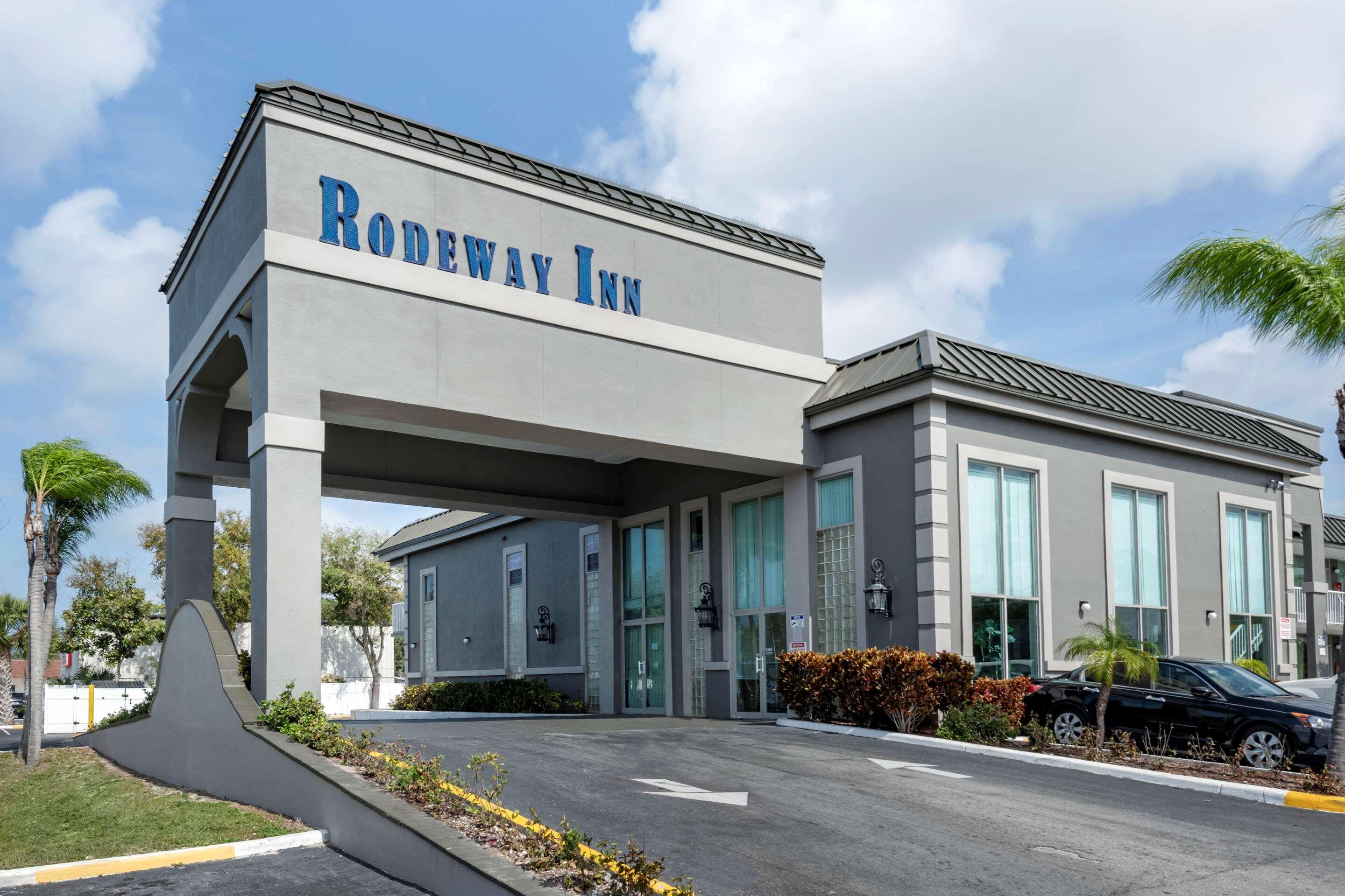 Rodeway Inn New Port Richey Exteriör bild