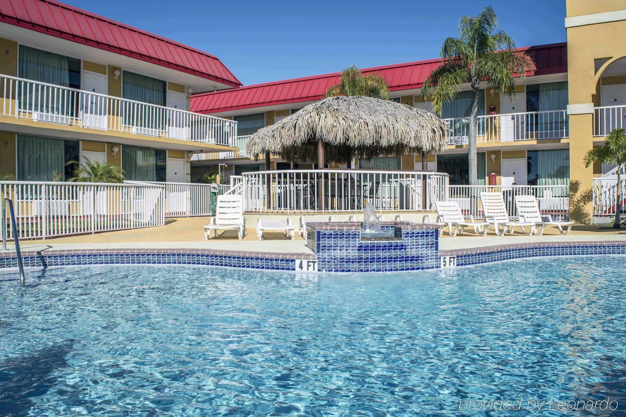 Rodeway Inn New Port Richey Exteriör bild