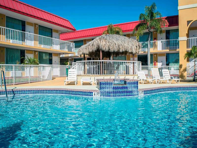 Rodeway Inn New Port Richey Exteriör bild